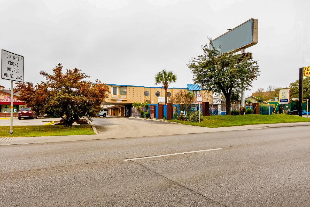 Americas Best Value Inn San Antonio Airport South Eksteriør bilde