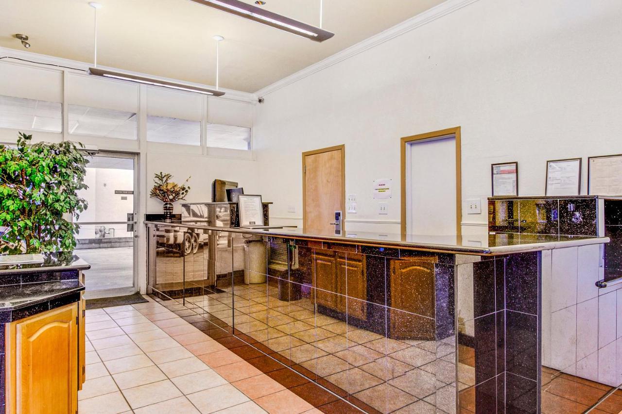 Americas Best Value Inn San Antonio Airport South Eksteriør bilde
