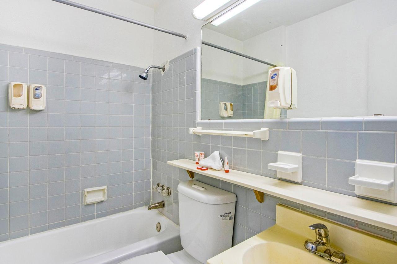 Americas Best Value Inn San Antonio Airport South Eksteriør bilde