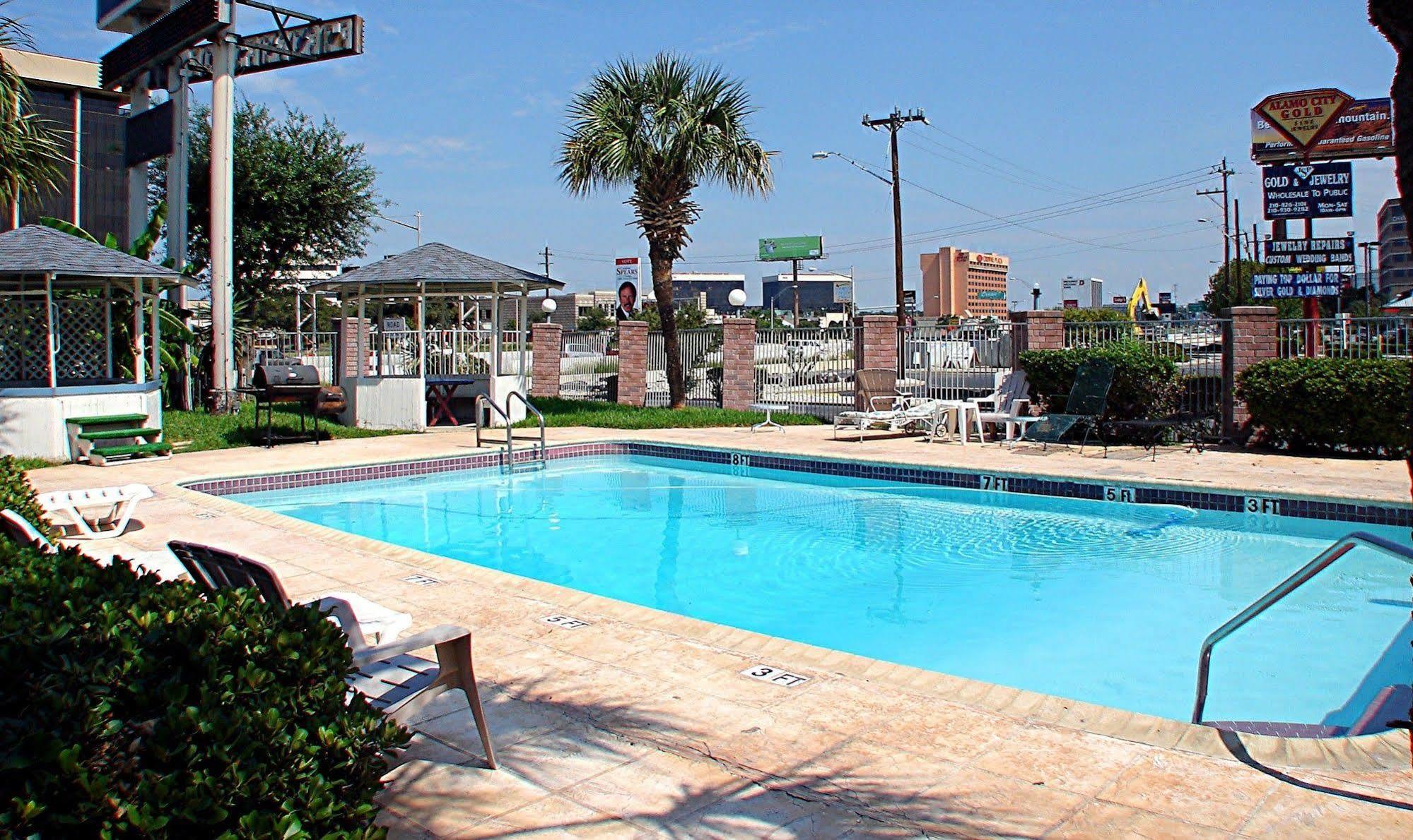 Americas Best Value Inn San Antonio Airport South Eksteriør bilde